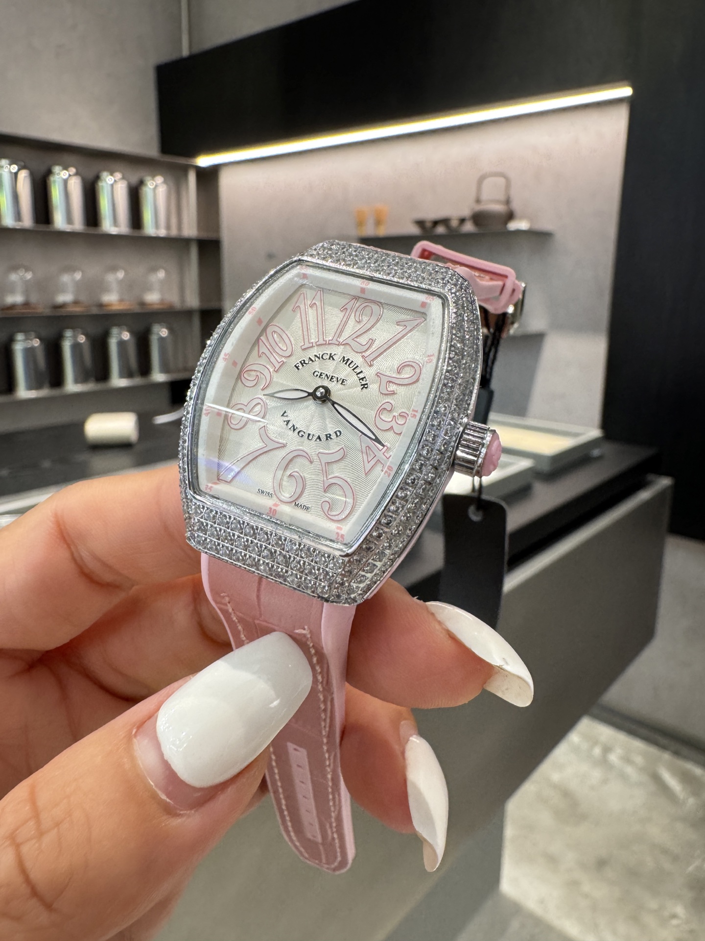 2025新品フランクミュラー V32 バレルシリーズ ピンク無限の魅力時計 119070[3]
