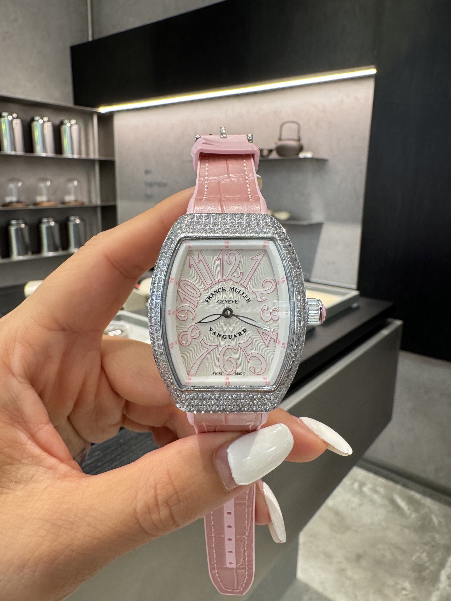 2025新品フランクミュラー V32 バレルシリーズ ピンク無限の魅力時計 119070[4]