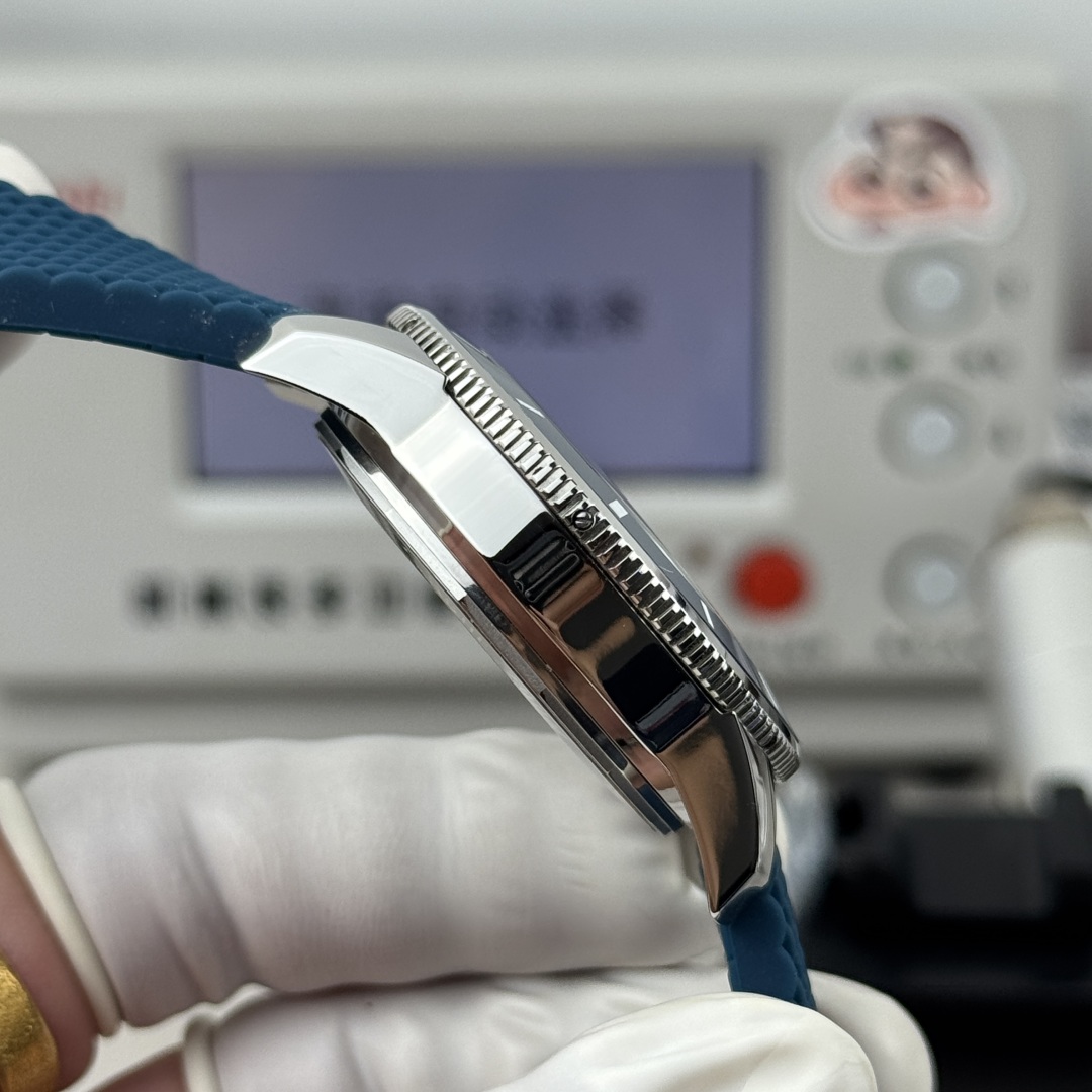 2025年新作ブライトリングスーパーオーシャン激安買取時計コピーヘリテージシリーズ 123780[5]