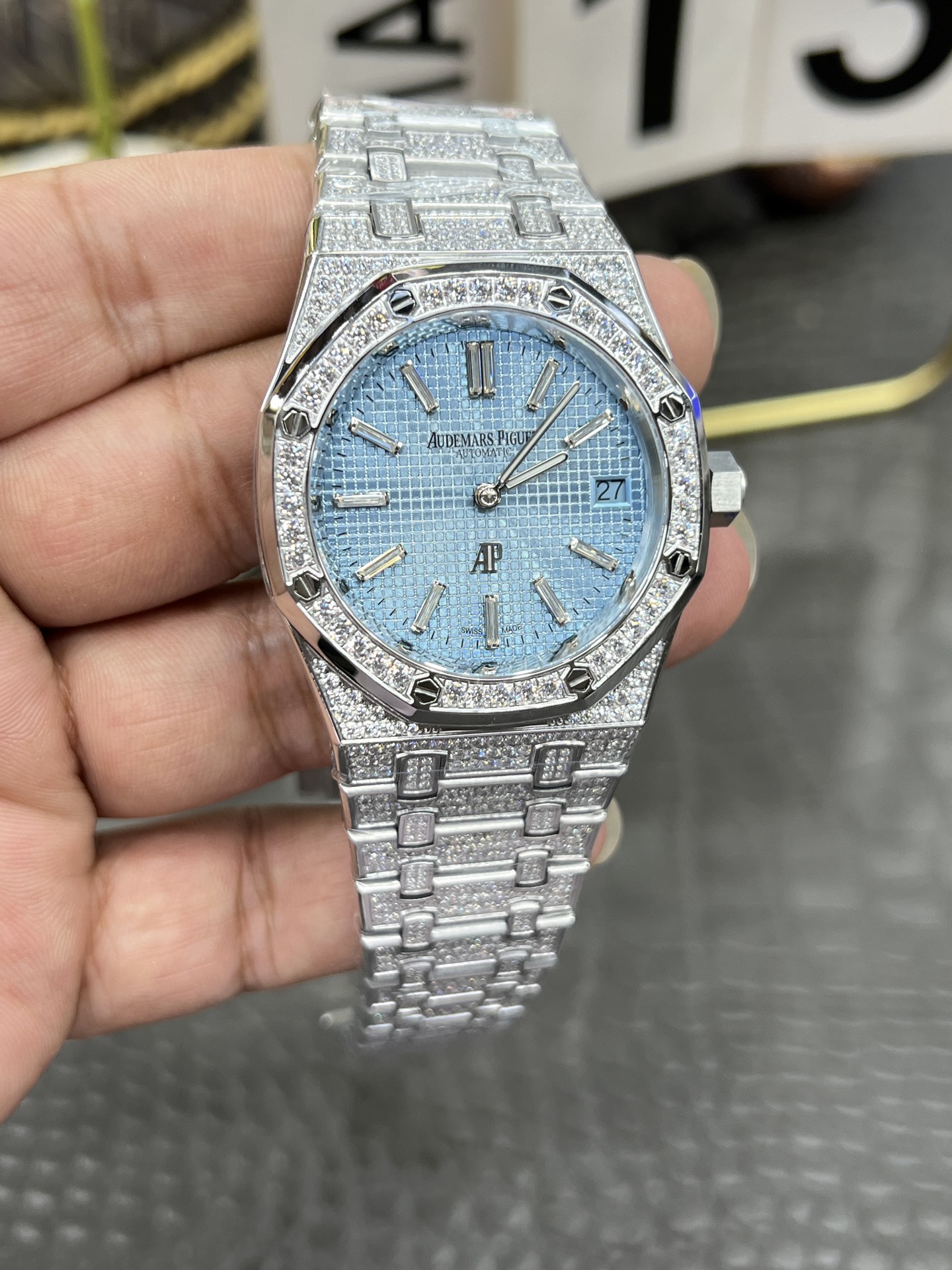 高級新商品オーデマピゲ男性のロイヤルオークフルダイヤモンド ブルーダイヤル2針時計 172274[3]