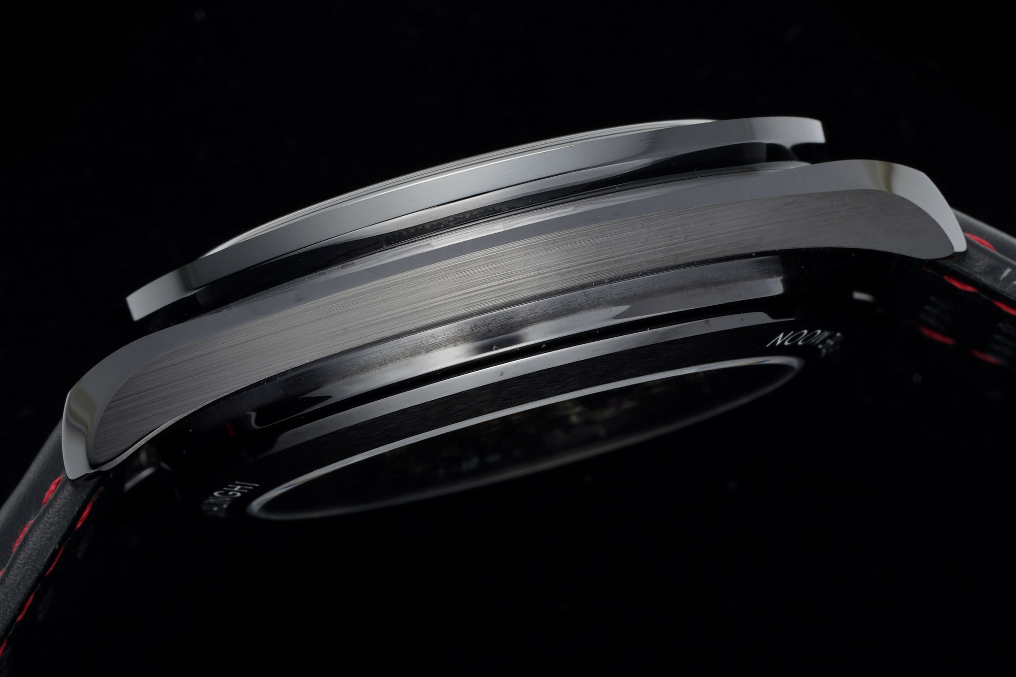 Omegaコピー有名な最新款スピードマスターダークサイド オブ ザ ムーン男性時計 176342[4]