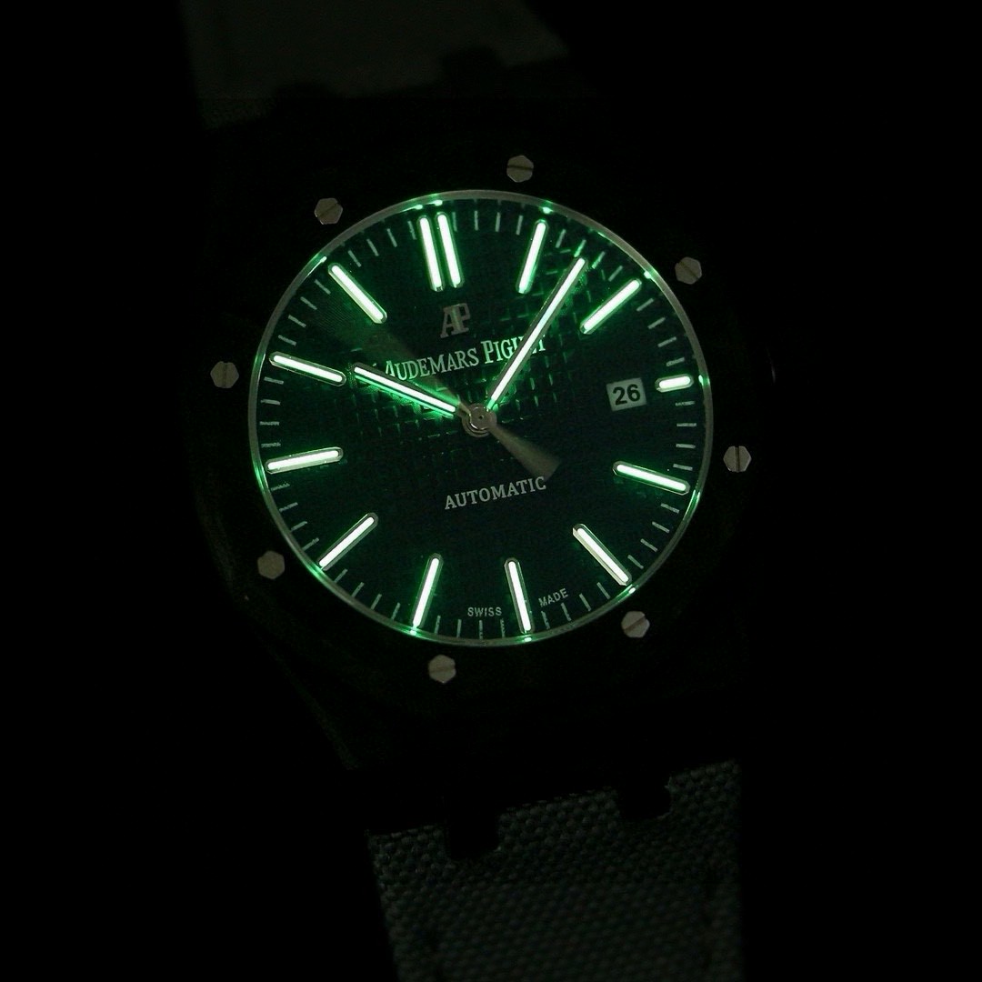 新商品限定オーデマピゲロイヤルオーク超軽量時計新作入荷 173049[4]