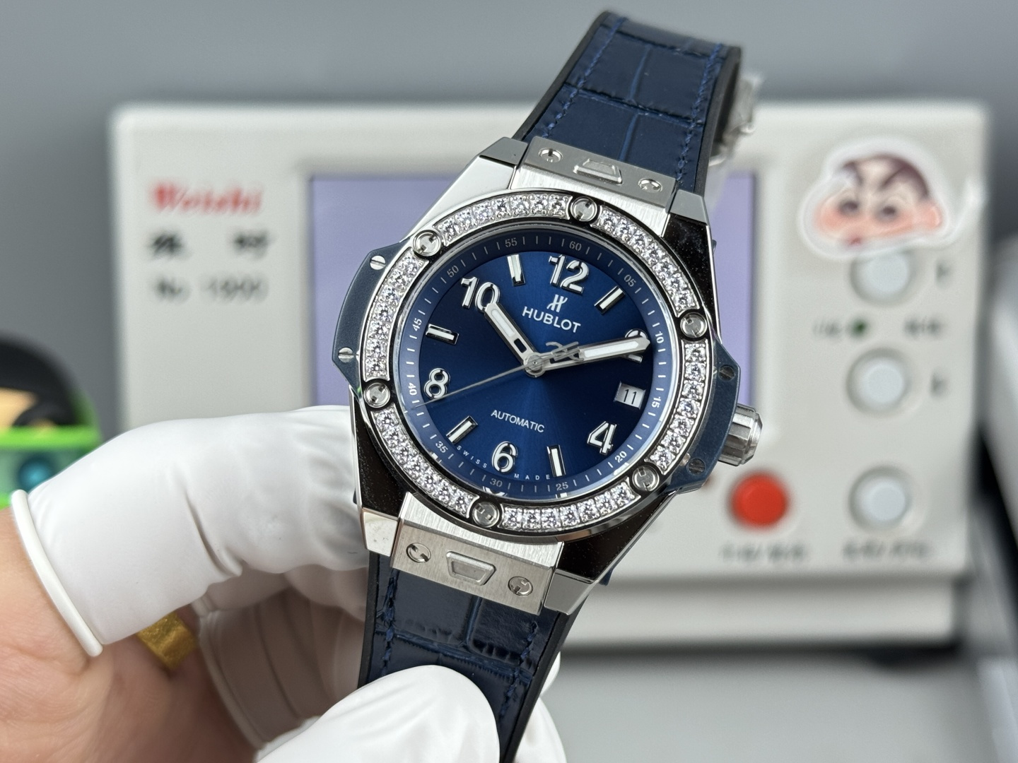 最新作販売ウブロブルー時計自動巻きムーブメントを搭載し 125838[2]