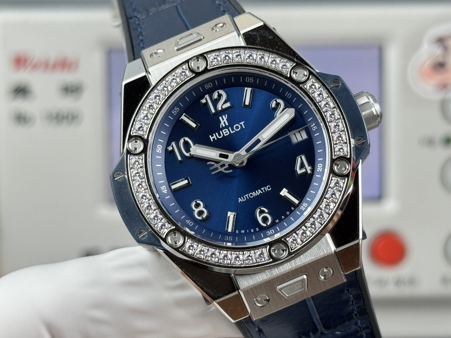 最新作販売ウブロブルー時計自動巻きムーブメントを搭載し 125838[4]