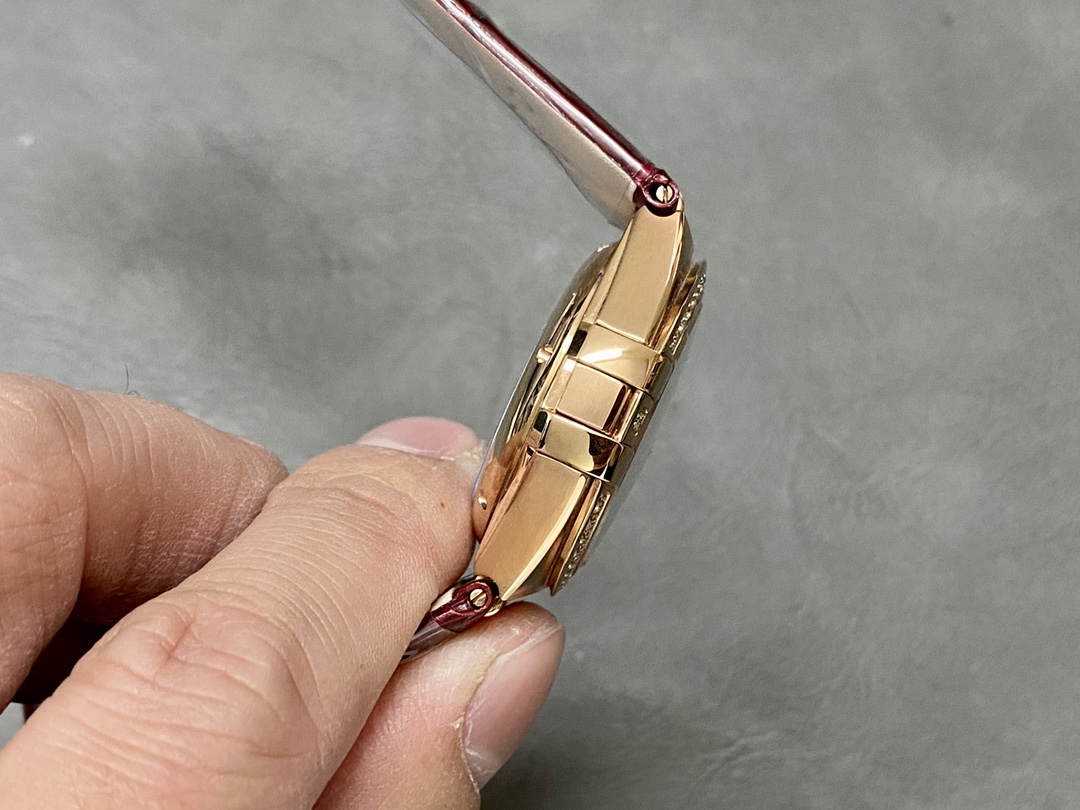 2025オメガコンステレーション コレクション チャイナ レッドダイヤモンド優雅女性時計 168015[5]