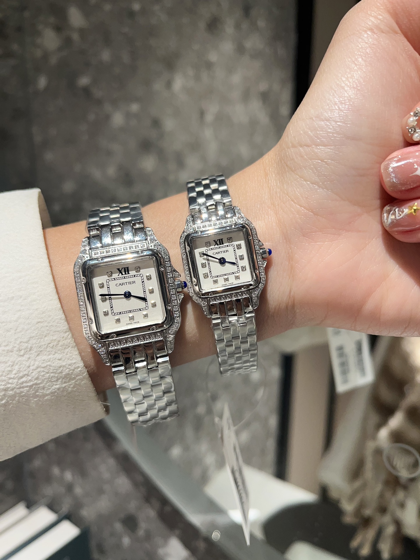 カルティエタンクコピーシリーズ高度な可愛い女性用偽物腕時計 126035[1]