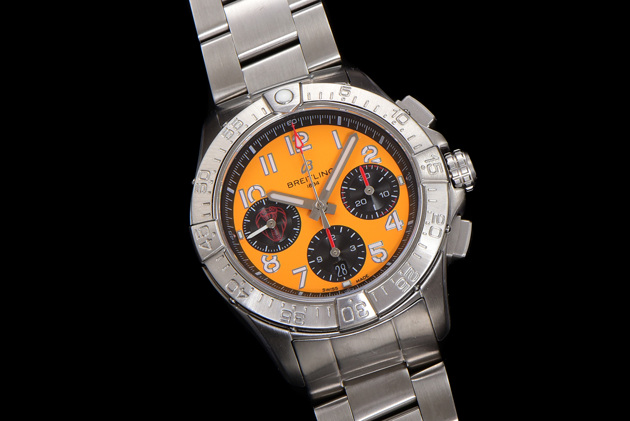 ブライトリング大人気 BN5 アベンジャー洗練された多機能機械式メンズコピー時計 175811[1]