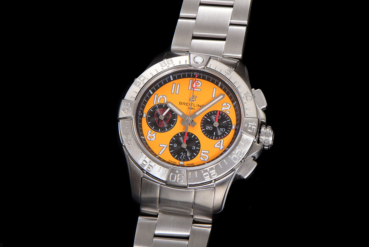 ブライトリング大人気 BN5 アベンジャー洗練された多機能機械式メンズコピー時計 175811[2]