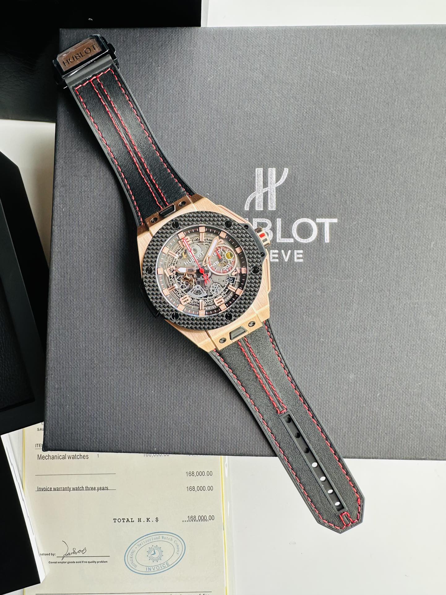 日本一流の品質ウブロ BLG BANG シリーズスーパーコピー新しい魅力カーボンファイバーベゼル 127247[2]