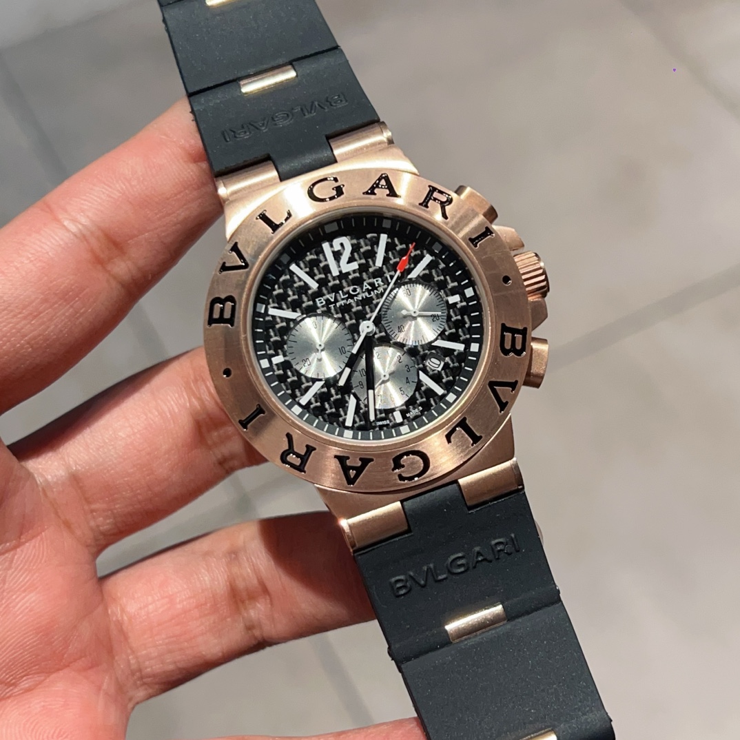 2025人気超絶のブルガリコピー品 アルミニウム クロノグラフ時計 126941[2]