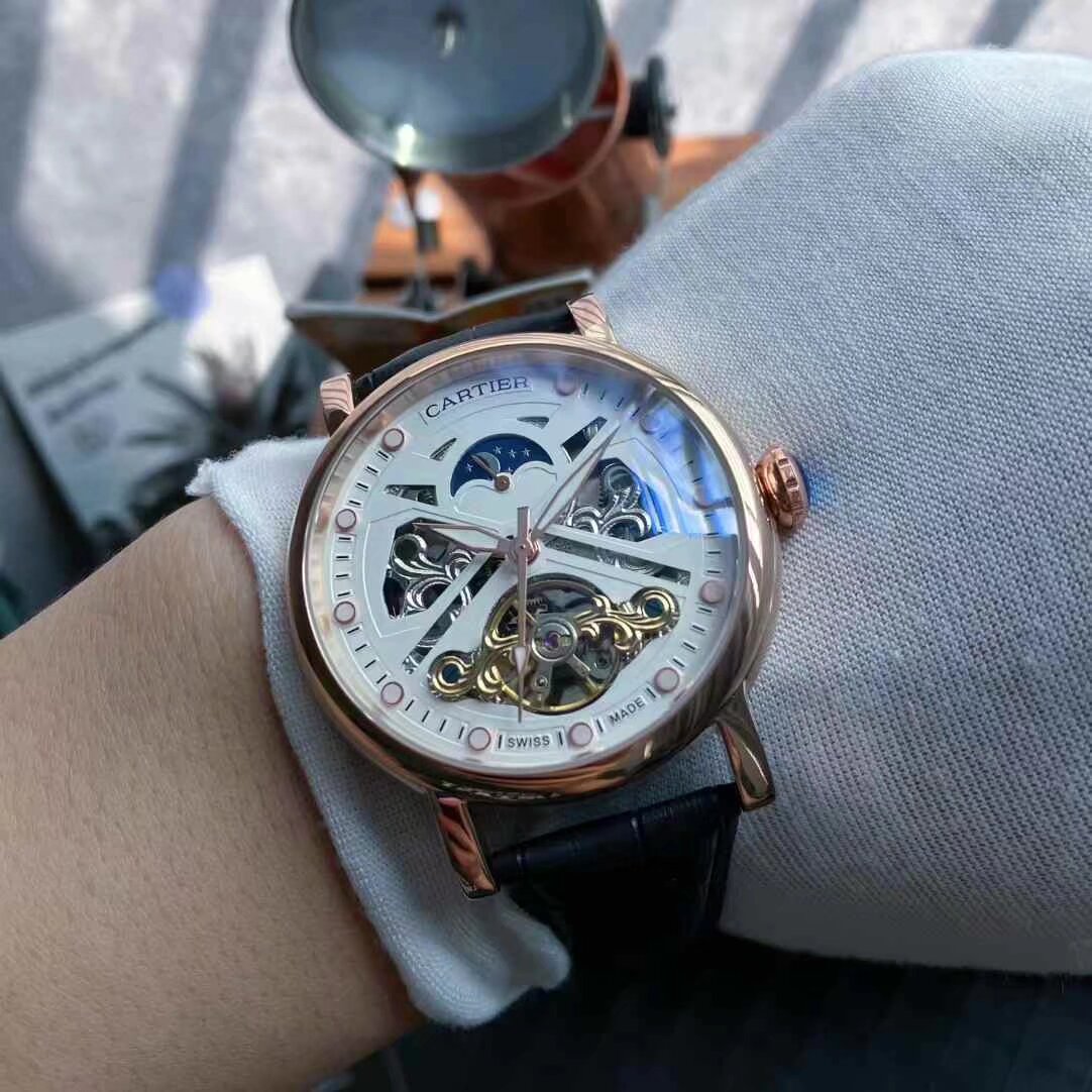 一部貴族に愛用カルティエの高級メンズコピー腕時計機械式ムーブメント 127592[2]