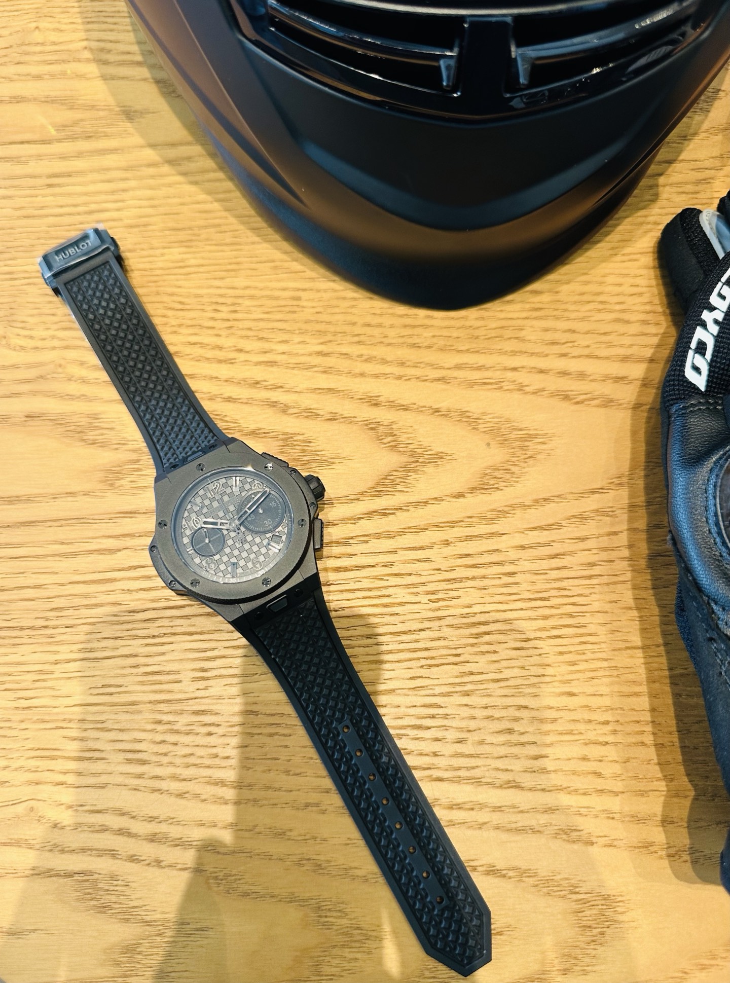 ウブロビッグバン率直に男性的腕時計 127860 最速の配達 20周年記念エディション[2]