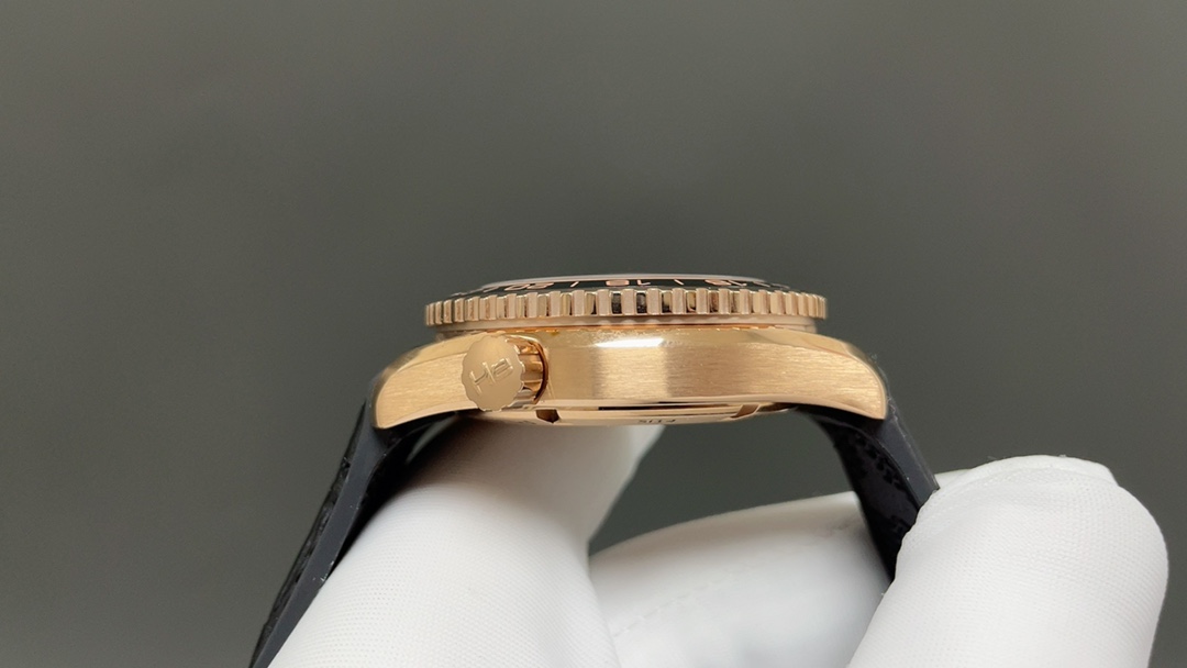 コピー最新と古典的オメガ時計シーマスター 600m GMT クラシック キング 172942[4]