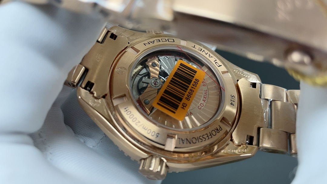 オメガスーパーコピー時計n級シーマスター 600mm 45.5mm革新的な技術 172941[5]