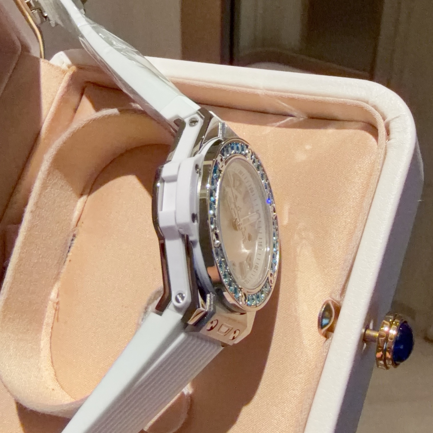 最新傑作ウブロ クラシックフュージョンコピーシリーズ33mm高級腕時計 128132[4]