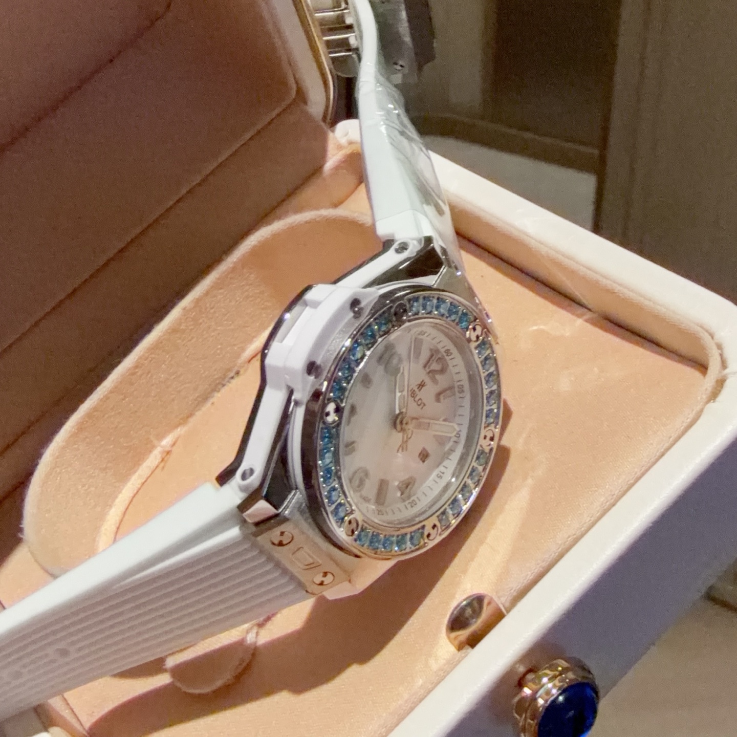 最新傑作ウブロ クラシックフュージョンコピーシリーズ33mm高級腕時計 128132[5]