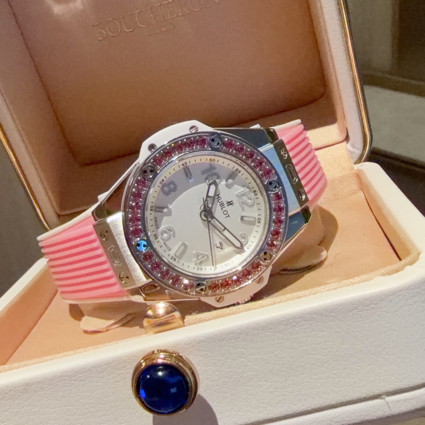 最高級ウブロ女性ピンククラシックフュージョンコピーシリーズ優雅腕時計 128130