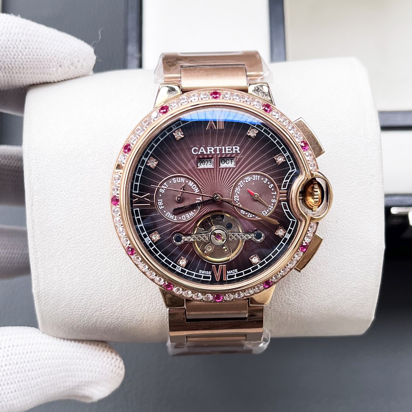 カルティエの新作コピーバロンブルーメンズ高強度機械式時計は  128831[1]