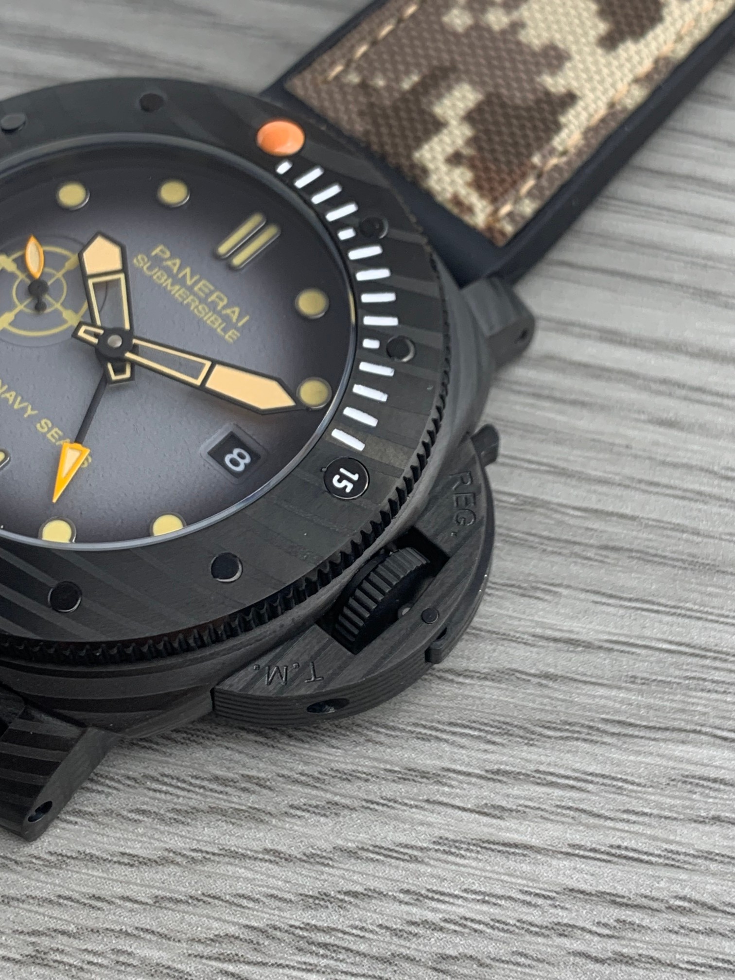 新商品Paneraiコピー自動巻きメンズウォッチ 126902老舗時計店[2]