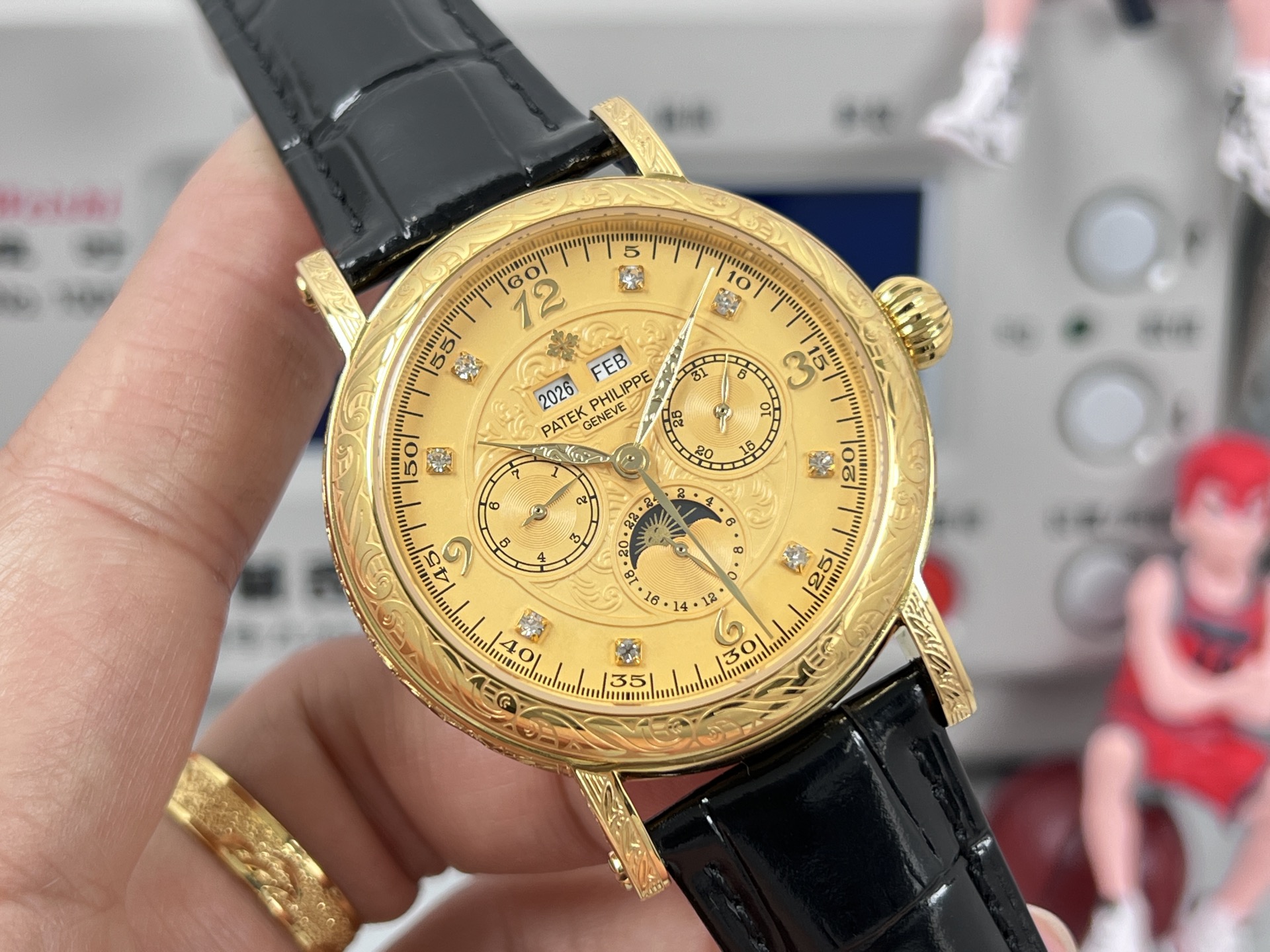 精巧な職人技が光る価値の高い新商品パテックフィリップ クラシック超複雑機構多機能時計 129328[1]