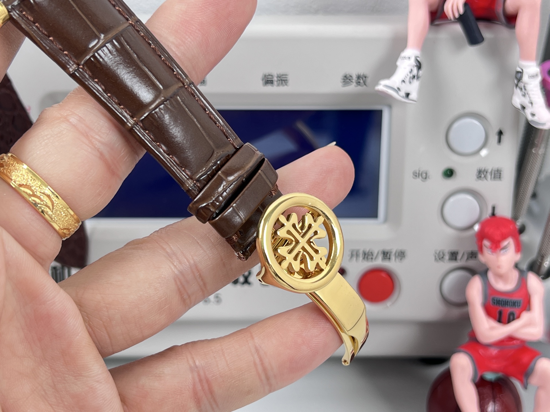 精巧な職人技が光る価値の高い新商品パテックフィリップ クラシック超複雑機構多機能時計 129328[6]