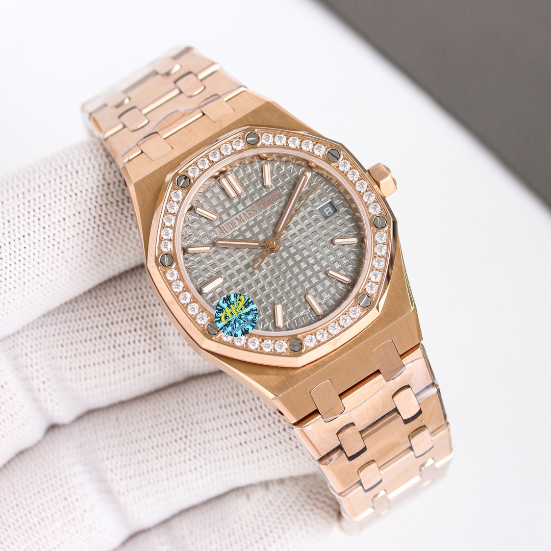 豪華なブランドスーパーコピーオーデマピゲの最新ロイヤルオーク自動巻き機械式時計 129788[2]