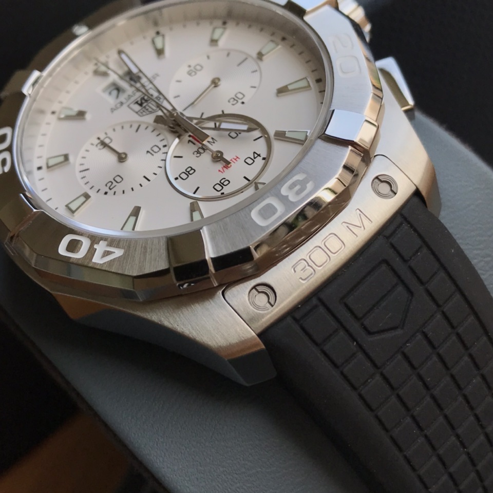 新作入荷タグ・ホイヤーアクアレーサークォーツ式クロノグラフメンズ腕時計 124579品質と絶妙[5]