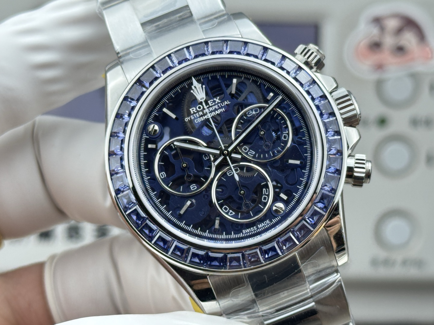 成功者の男性ロレックスデイトナスーパーコピーポーラーグレイシャー世界では激安買取 130185[1]