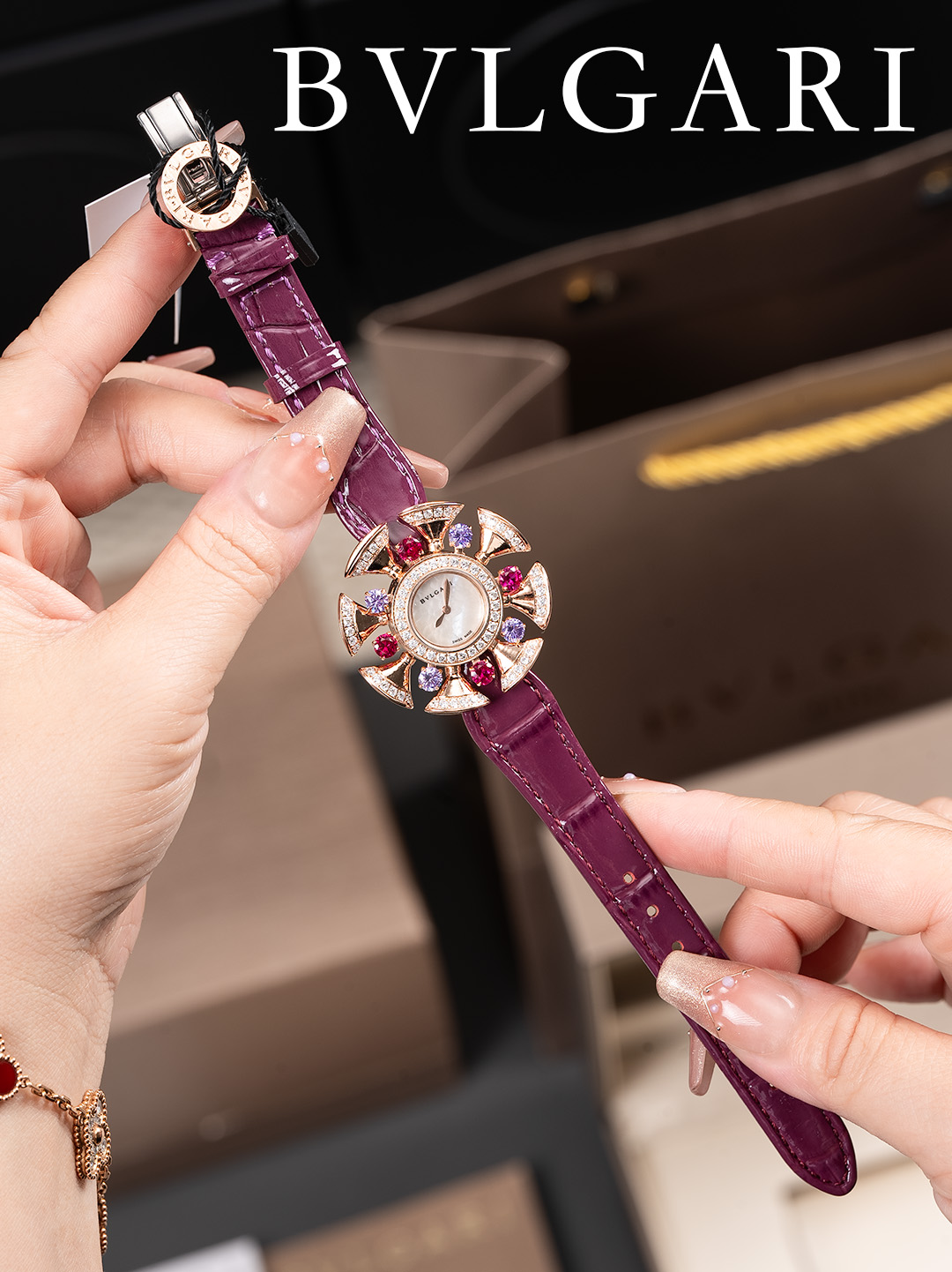 2026ブルガリ人気パープルディーヴァズ ドリームシリーズ腕時計 129625