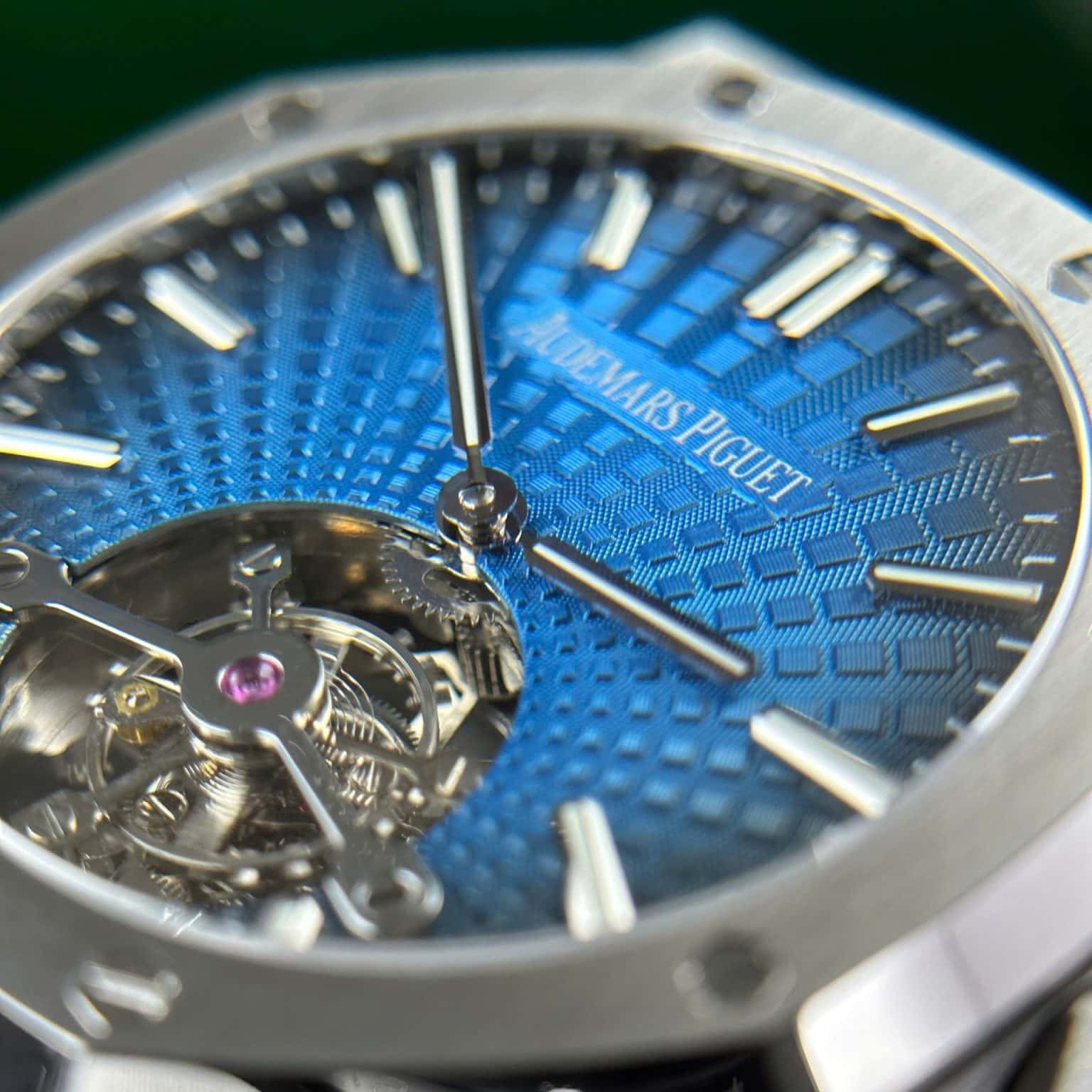 高貴な気質オーデマピゲコピーロイヤル オークトゥールビヨン 2653055最新型出現[2]