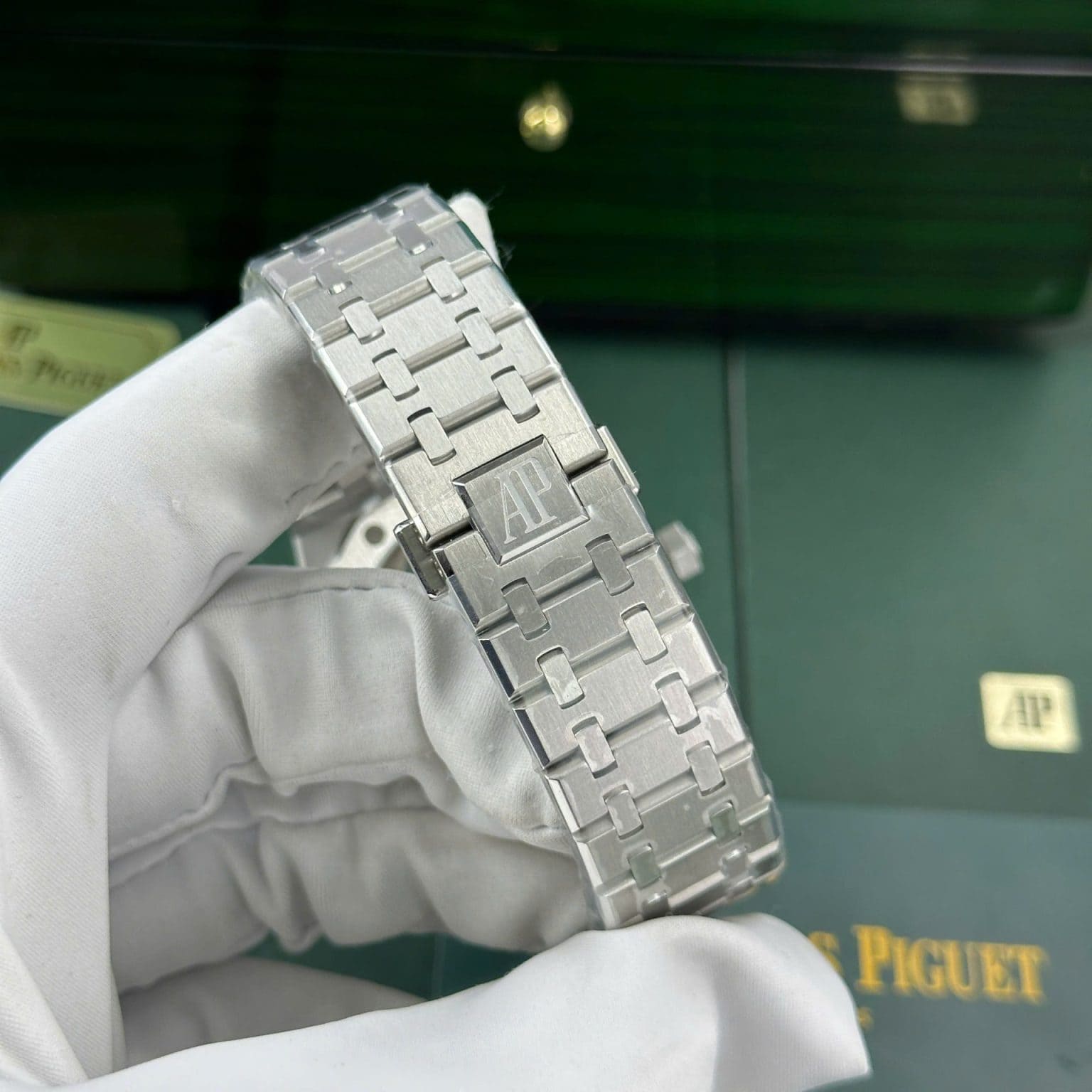 高貴な気質オーデマピゲコピーロイヤル オークトゥールビヨン 2653055最新型出現[8]