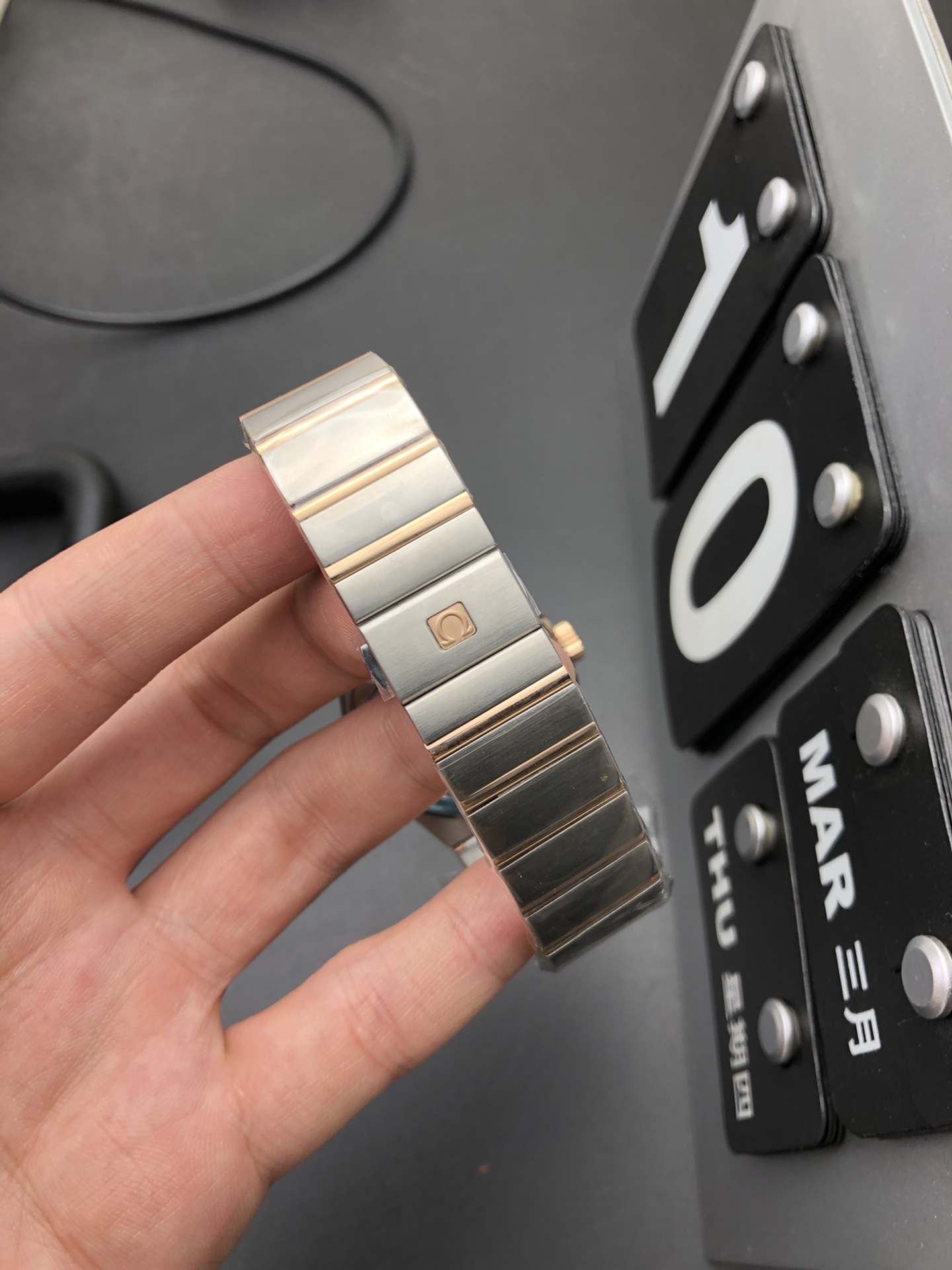 VSファクトリー製2026新作オメガコピー時計コンステレーション123.20.38.21.02.004サンバースト文字盤[3]