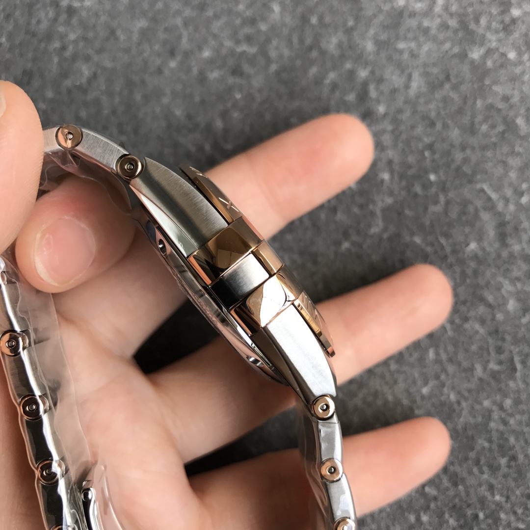 2026人気偽物オメガコンステレーション コーアクシャル123.20.38.21.03.002 ブルー文字盤[3]