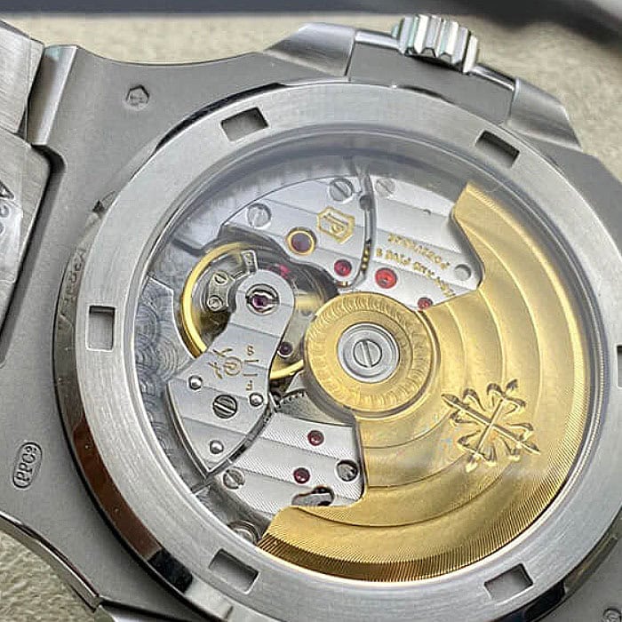 パテックフィリップコピーノーチラス高級優れた時計製造のCal.324 S Cムーブメント 5713/1G-010[4]