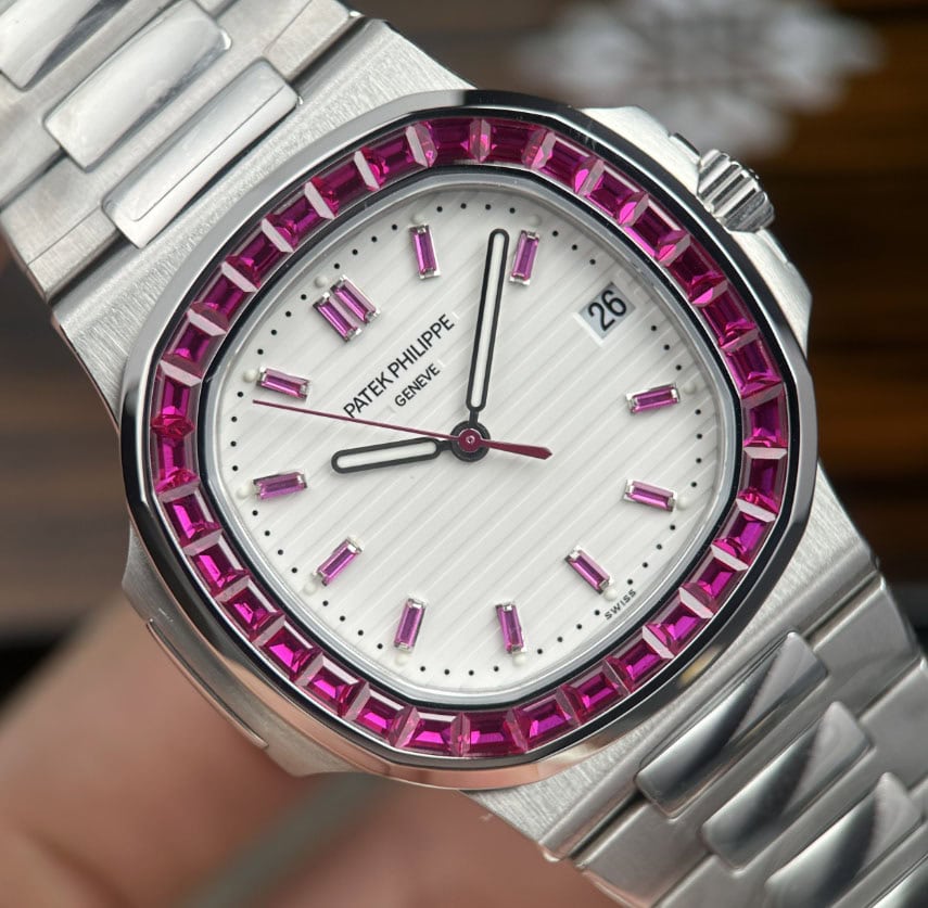 人気上昇パテックフィリップノーチラス精緻な時計コピーホワイト文字盤 5711008[3]