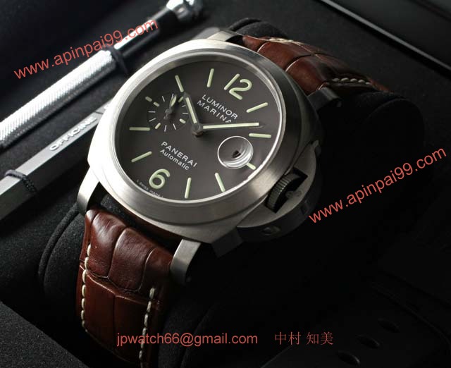 PANERAIパネライ ルミノールスーパー時計コピーマリーナ チタン オートマチック PAM00240