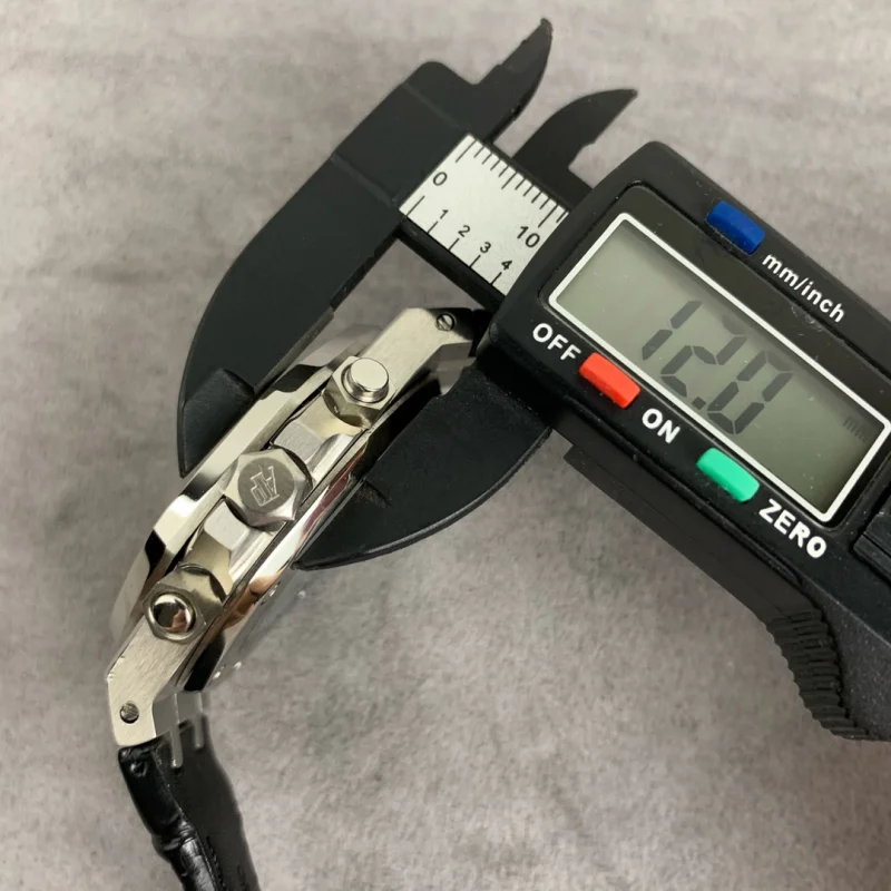2023 高品質オーデマピゲ メンズ クォーツ トップ 時計 26320[3]