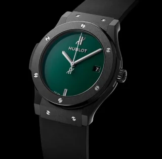 ウブロクラシック・フュージョン45mm ブリティッシュグリーン511.CM.5270.RX.MYOS