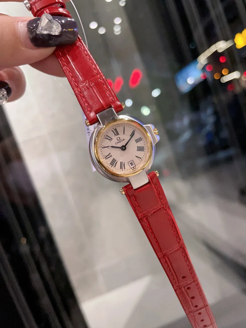人気のオメガ 中古革ベルト時計コピー 333-520-11[1]