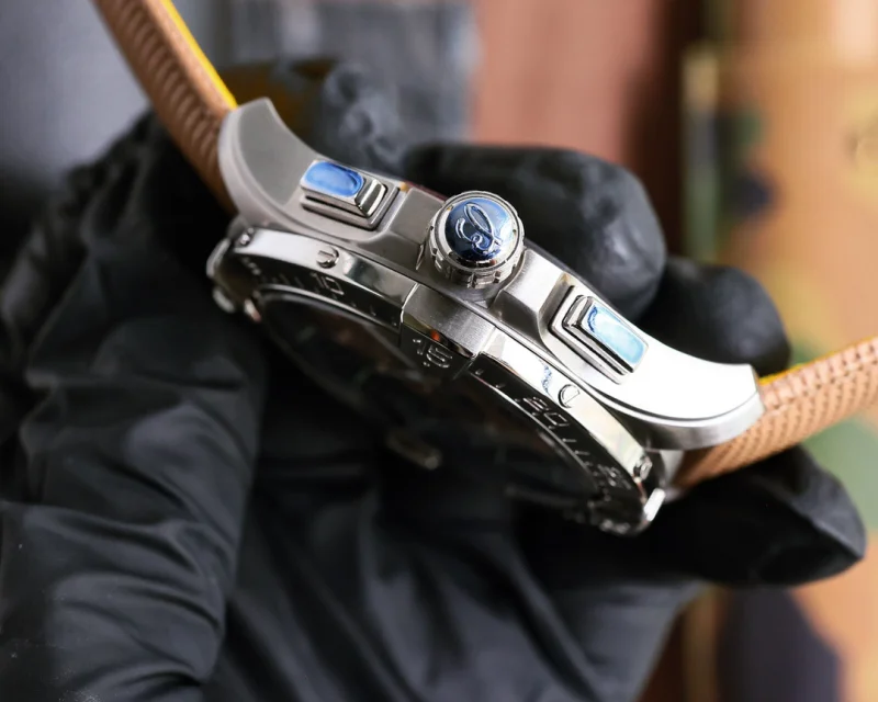 ブライトリングコピー時計 アベンジャーズ シリーズ 日本製クォーツ BE48501B[4]