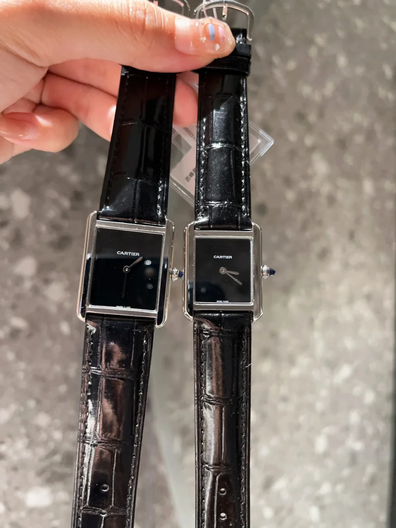 カルティエ通販 タンクマスト シリーズ タンクマスト クォーツムーブメント時計 CR2566[1]