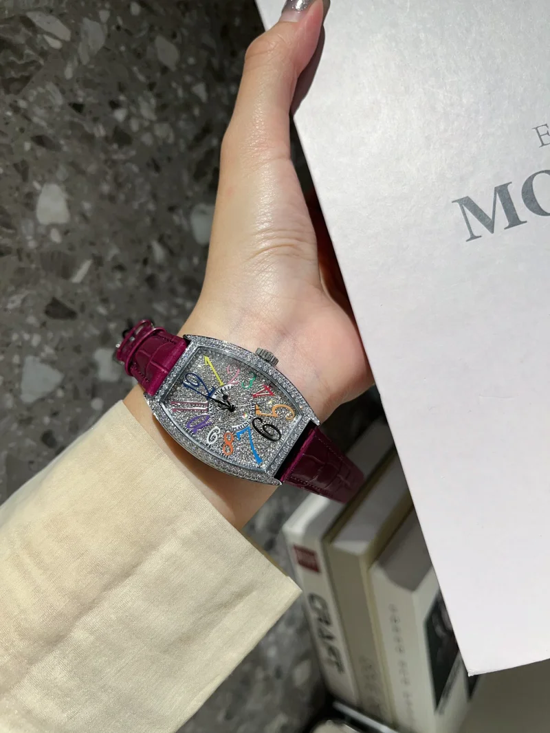 人気ブランド新作フランクミュラーバレル形状女性石英時計 M68911[1]