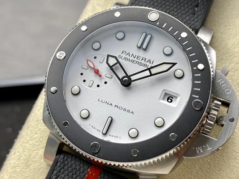 パネライ人気新作 ラバーソールとキャンバスストラップの時計 PAM1565[3]