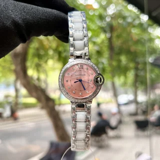 2024新品カルティエ時計 リビエラ フィッシュアイ ガラス ブルー バルーン女性 W300759
