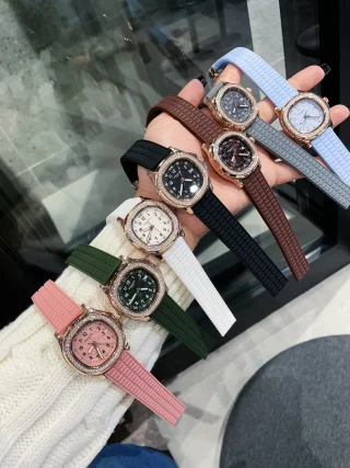 高品質のパテックフィリップ最新グレネードコピー女性時計 3608