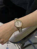 新款オメガ レディース クォーツスーパーコピー通販時計 35-410-596 (2)