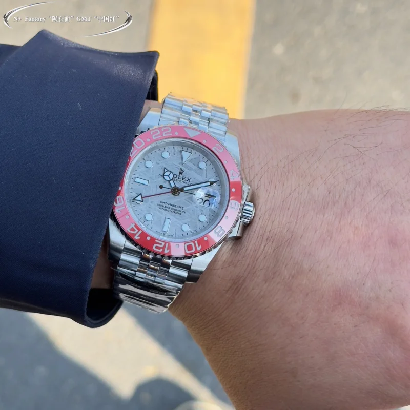 2025春新商品隕石表面 GMT チャイニーズレッドコピー時計 586947[2]