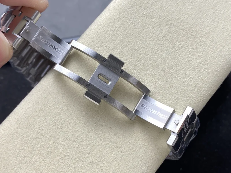 Audemars Piguet新作ロイヤルオークマルチファンクションクロノグラフ機械式時計 171920[9]