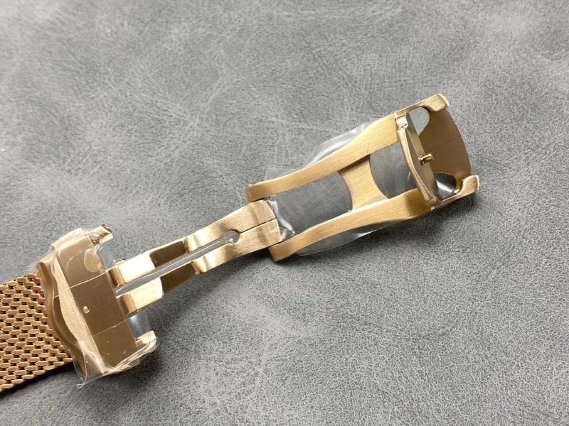 オメガ2025新製品スーパーコピーブロンズゴールドとバーガンディレッドの美しい融合シーホース 174539[9]
