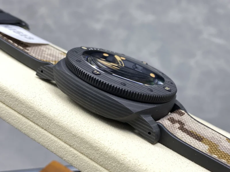 パネライ新品ネイビーシールズ カーボンファイバーケース カモフラージュストラップコピー時計 PAM1513[3]